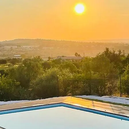 Pet Friendly In With House Sea View בית נופש
