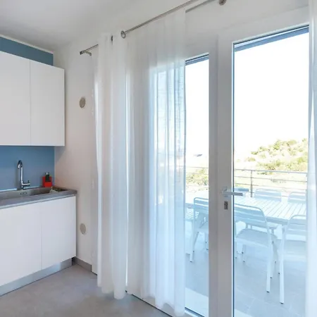 بيت للعطل In With Wifi