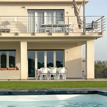 Pet Friendly In With House Sea View *